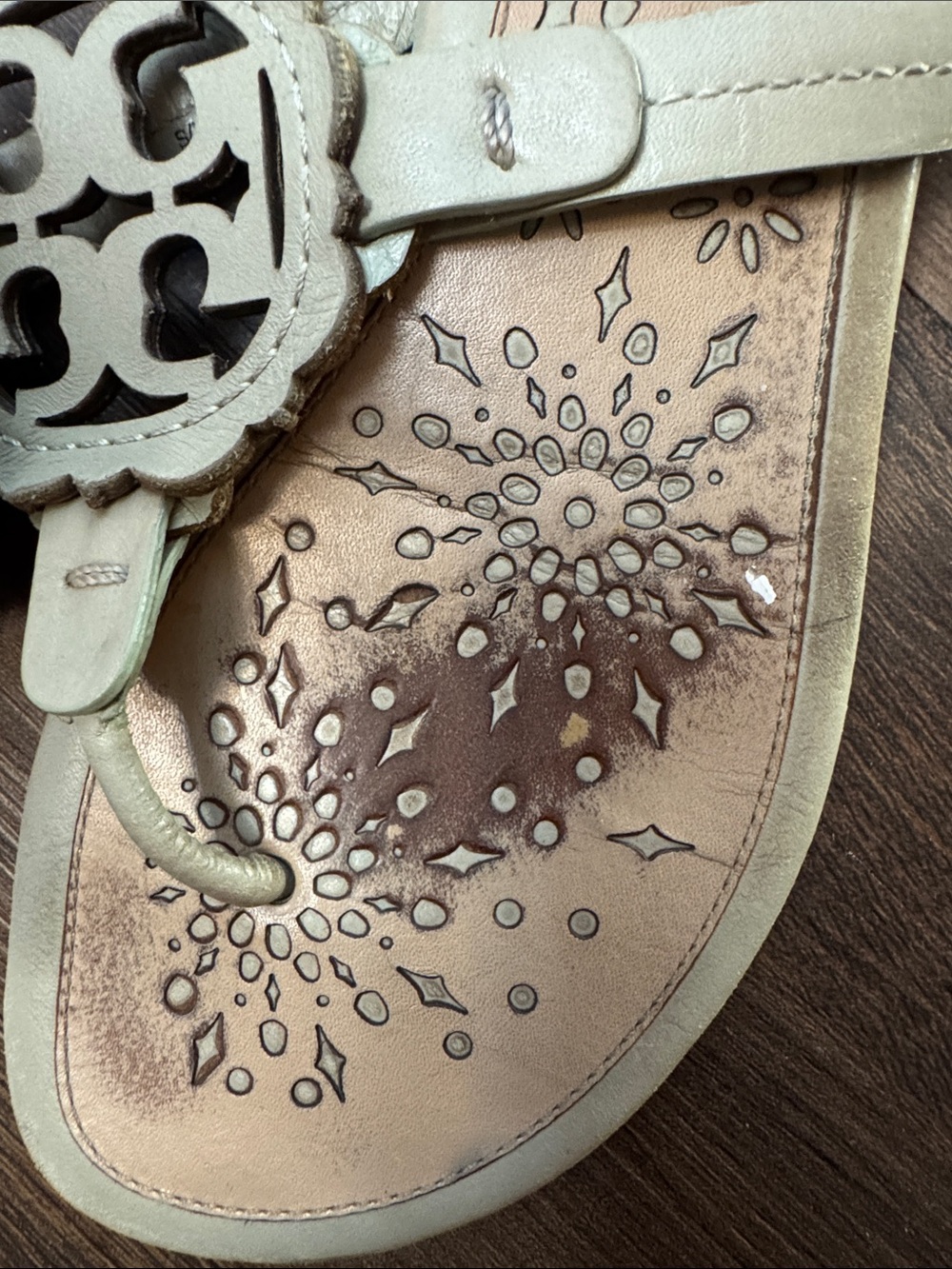Tory Burch Miller Scalloped Medallion Sandals in a neutral beige or almond - Picture 12 of 16
